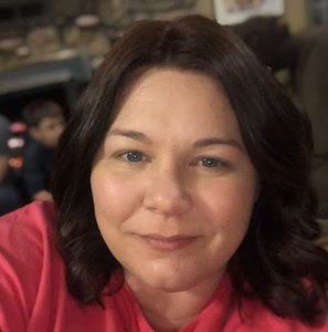 Meet your Posher, Leslie